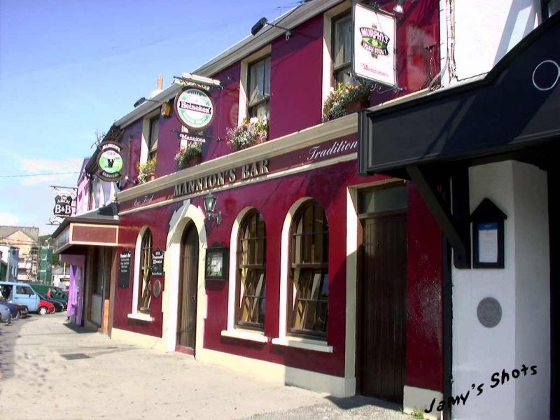 Pub de Clifden