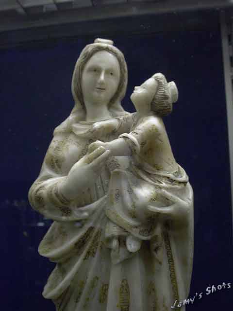 Vierge et l'enfant. Muse de l'glise